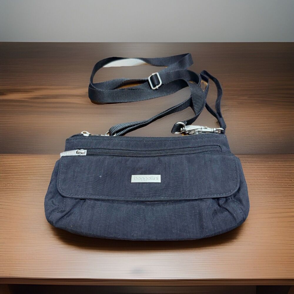 Baggallini Mini Bag Crossbody Multi-Pocket Black Nylon Organizer Travel Purse